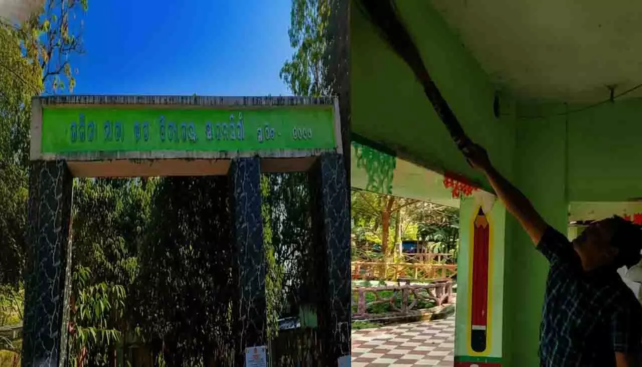 नबरंगपुर DEO ने औचक निरीक्षण के दौरान हाई स्कूल परिसर में झाड़ू लगाई नबरंगपुर DEO ने औचक निरीक्षण के दौरान हाई स्कूल परिसर में झाड़ू लगाई