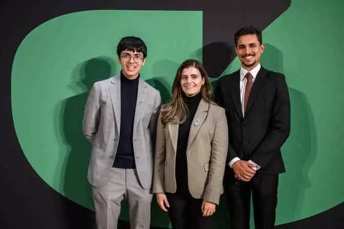 Beirut धमाके से प्रेरित मरीना खावंद को UN यंग एक्टिविस्ट अवॉर्ड Beirut धमाके से प्रेरित मरीना खावंद को UN यंग एक्टिविस्ट अवॉर्ड