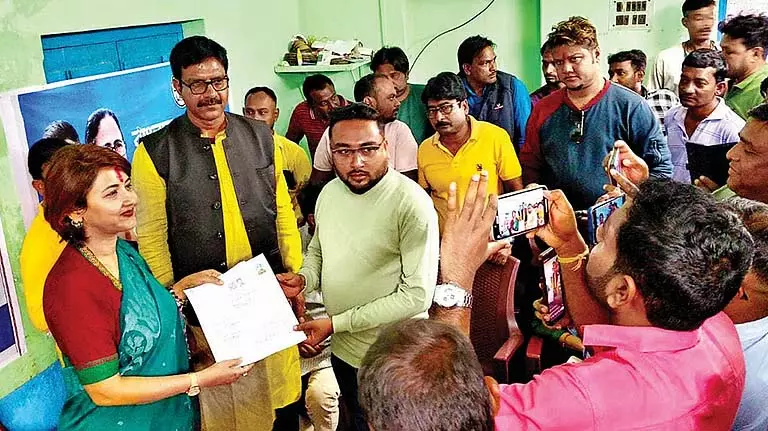 गांव में एक व्यक्ति का नाम वोटर लिस्ट में नहीं है! गांव में एक व्यक्ति का नाम वोटर लिस्ट में नहीं है!