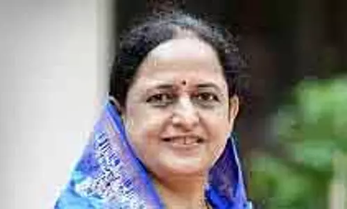 Jalgaon : साधना महाजन जामनेर नगर पालिका प्रमुख के रूप में निर्विरोध चुनी गई Jalgaon : साधना महाजन जामनेर नगर पालिका प्रमुख के रूप में निर्विरोध चुनी गई