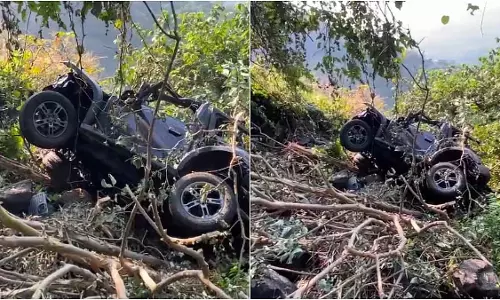 Maharashtra : देर रात ड्राइव के दौरान ताम्हिनी घाट में महिंद्रा थार के गहरी खाई में गिरने 6 की मौत Maharashtra : देर रात ड्राइव के दौरान ताम्हिनी घाट में महिंद्रा थार के गहरी खाई में गिरने 6 की मौत