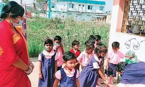 कोयला माफिया: ED ने झारखंड-पश्चिम बंगाल में 40 से ज़्यादा जगहों पर छापे मारे कोयला माफिया: ED ने झारखंड-पश्चिम बंगाल में 40 से ज़्यादा जगहों पर छापे मारे