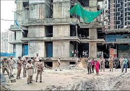 Greater Noida में छत गिरने से मरने वालों की संख्या चार हुई, बिल्डर गिरफ्तार