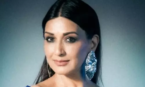 Sonali Bendre ने आवारा कुत्तों पर सुप्रीम कोर्ट के फैसले पर नाराज़गी जताई Sonali Bendre ने आवारा कुत्तों पर सुप्रीम कोर्ट के फैसले पर नाराज़गी जताई