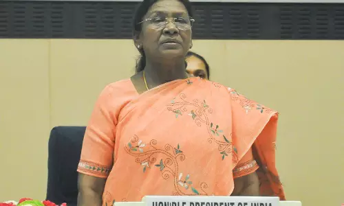 President Murmu ने तिरुमाला मंदिर में पूजा-अर्चना की President Murmu ने तिरुमाला मंदिर में पूजा-अर्चना की