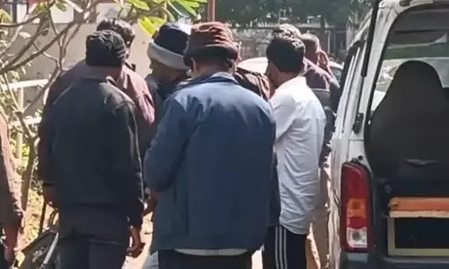 पेंटर को भारी वाहन ने कुचला, स्पॉट पर ही मौत पेंटर को भारी वाहन ने कुचला, स्पॉट पर ही मौत