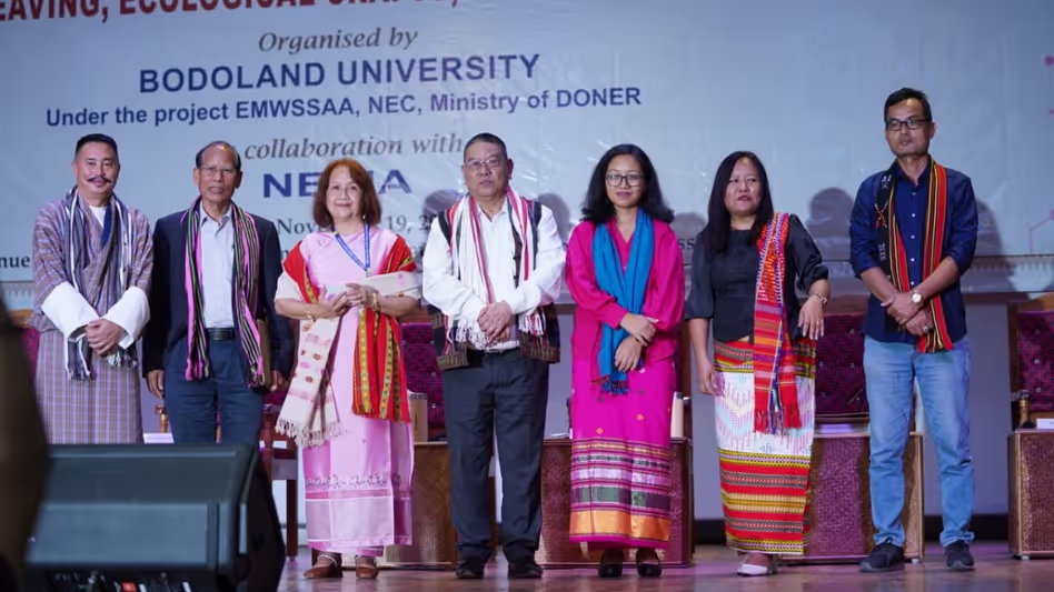 बोडोलैंड यूनिवर्सिटी ने नॉर्थईस्ट की आदिवासी विरासत को बचाने की तुरंत ज़रूरत पर नेशनल सेमिनार किया बोडोलैंड यूनिवर्सिटी ने नॉर्थईस्ट की आदिवासी विरासत को बचाने की तुरंत ज़रूरत पर नेशनल सेमिनार किया