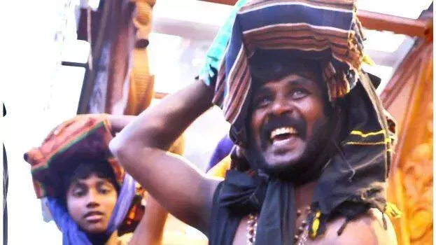 kerala: सबरीमाला में कड़े नियमों के चलते भीड़ कम हुई