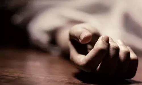 महाराष्ट्र में कोचिंग स्टाफ़ के परेशान करने पर NEET कैंडिडेट ने सुसाइड कर लिया महाराष्ट्र में कोचिंग स्टाफ़ के परेशान करने पर NEET कैंडिडेट ने सुसाइड कर लिया