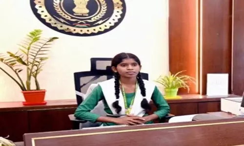 15 मिनट की कलेक्टर बनी छात्रा दीक्षा सारथी
