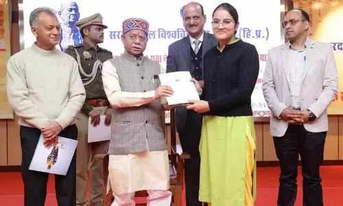शिक्षा को समाज की सेवा करने और इनोवेशन को बढ़ावा देने के साधन के रूप में देखें: Himachal Governor शिक्षा को समाज की सेवा करने और इनोवेशन को बढ़ावा देने के साधन के रूप में देखें: Himachal Governor