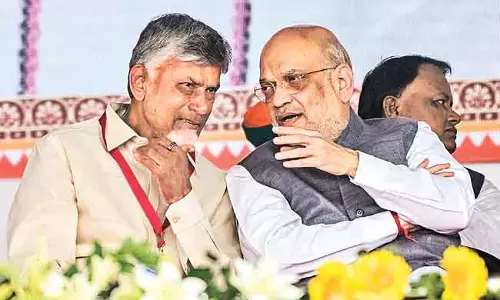 Andhra : नीतीश के शपथ ग्रहण समारोह में चंद्रबाबू, लोकेश मौजूद