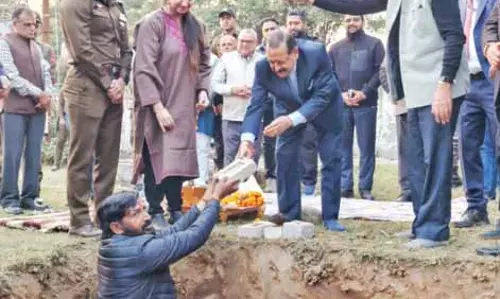 पिछली सरकारों ने उधमपुर की कृषि और दूध की संभावनाओं को नज़रअंदाज़ किया: Dr. Jitendra
