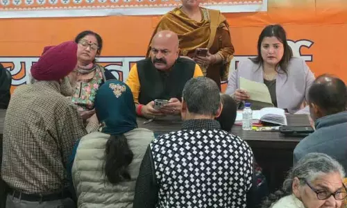JAMMU: सेठी ने शिकायत निवारण शिविर लगाया JAMMU: सेठी ने शिकायत निवारण शिविर लगाया