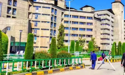 SKIMS को 100 वेंटिलेटर, 2 ऑक्सीजन प्लांट मिलेंगे SKIMS को 100 वेंटिलेटर, 2 ऑक्सीजन प्लांट मिलेंगे