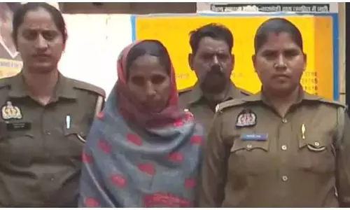 गैर मर्दों के साथ सोने का बनाता दबाव...पति की हरकतों से तंग आकर पत्नी ने बेटे के साथ मिलकर हत्या कर दी गैर मर्दों के साथ सोने का बनाता दबाव...पति की हरकतों से तंग आकर पत्नी ने बेटे के साथ मिलकर हत्या कर दी