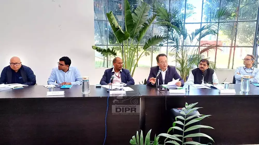 Nagaland की सेंट्रल टीम ने मॉनसून से हुए नुकसान का जायजा लेने के लिए पेरेन का दौरा किया Nagaland की सेंट्रल टीम ने मॉनसून से हुए नुकसान का जायजा लेने के लिए पेरेन का दौरा किया