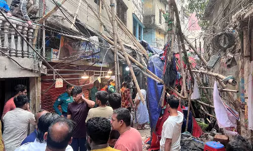बांग्लादेश भूकंप: पुराने ढाका में छत की रेलिंग गिरने से 3 की मौत, 10 घायल