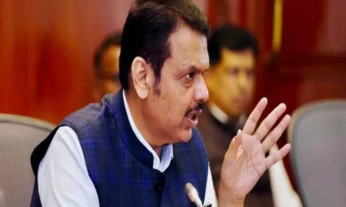 सरकार ने MLA और MP के साथ डील करने के लिए सर्कुलर जारी किया सरकार ने MLA और MP के साथ डील करने के लिए सर्कुलर जारी किया