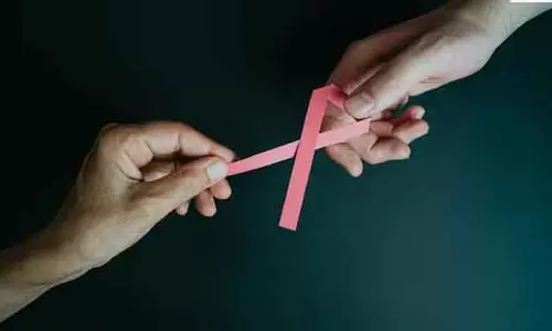 गांठ के अलावा ये 5 सिग्नल भी हो सकते हैं Cancer, के संकेत, न करें नजरअंदाज गांठ के अलावा ये 5 सिग्नल भी हो सकते हैं Cancer, के संकेत, न करें नजरअंदाज