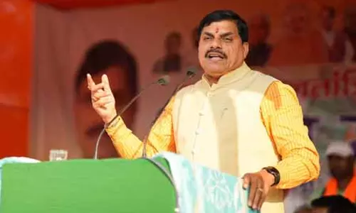 मध्य प्रदेश में निवेशकों को 5000 एकड़ जमीन आवंटित: सीएम मोहन यादव मध्य प्रदेश में निवेशकों को 5000 एकड़ जमीन आवंटित: सीएम मोहन यादव