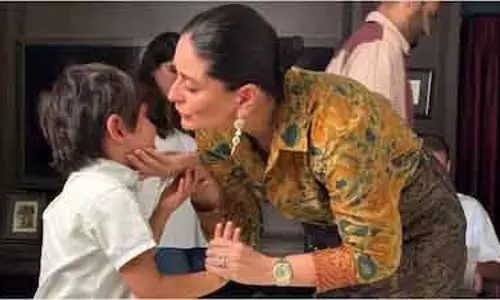 Kareena Kapoor ने बेटे जेह के साथ प्यार भरा पल शेयर किया Kareena Kapoor ने बेटे जेह के साथ प्यार भरा पल शेयर किया