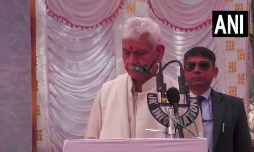 पुंछ में उपराज्यपाल मनोज सिन्हा ने रखी नए आवासों की आधारशिला पुंछ में उपराज्यपाल मनोज सिन्हा ने रखी नए आवासों की आधारशिला