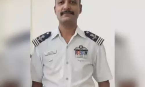 Tejas crash: मृतक पायलट की पहचान विंग कमांडर नमन स्याल के तौर पर हुई