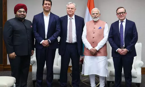 PM मोदी–Naspers बैठक: भारत में डिजिटल, AI और स्टार्टअप निवेश पर की चर्चा PM मोदी–Naspers बैठक: भारत में डिजिटल, AI और स्टार्टअप निवेश पर की चर्चा