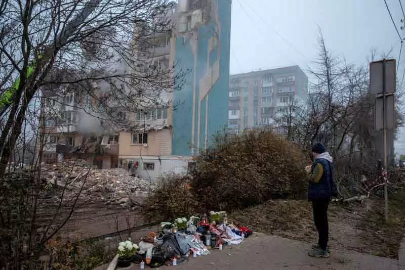 Ukraine युद्ध खत्म करने के लिए ट्रंप की योजना रूस को इलाका सौंपना होगी Ukraine युद्ध खत्म करने के लिए ट्रंप की योजना रूस को इलाका सौंपना होगी