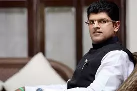 Sirsa: CM की यात्राओं पर दुष्यंत चौटाला का निशाना Sirsa: CM की यात्राओं पर दुष्यंत चौटाला का निशाना