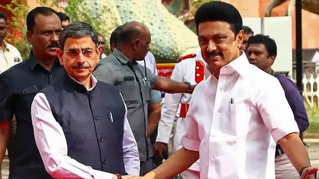 राज्यपाल के लिए समयसीमा तय होने तक हम चैन से नहीं बैठेंगे: CM Stalin राज्यपाल के लिए समयसीमा तय होने तक हम चैन से नहीं बैठेंगे: CM Stalin
