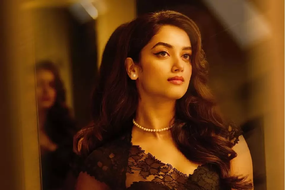 Bhagyashri Borse की सीख: मेहनत ही आगे बढ़ने की कुंजी Bhagyashri Borse की सीख: मेहनत ही आगे बढ़ने की कुंजी