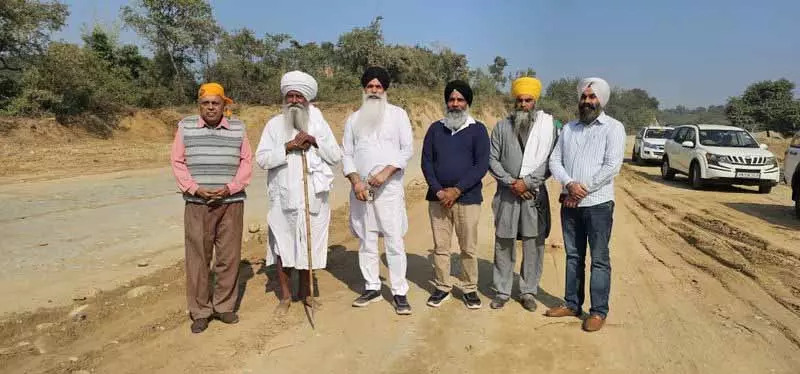 कोई सरकारी फंड नहीं, सिर्फ़ कार सेवा, Ropar में 2-लेन सड़क तैयार कोई सरकारी फंड नहीं, सिर्फ़ कार सेवा, Ropar में 2-लेन सड़क तैयार