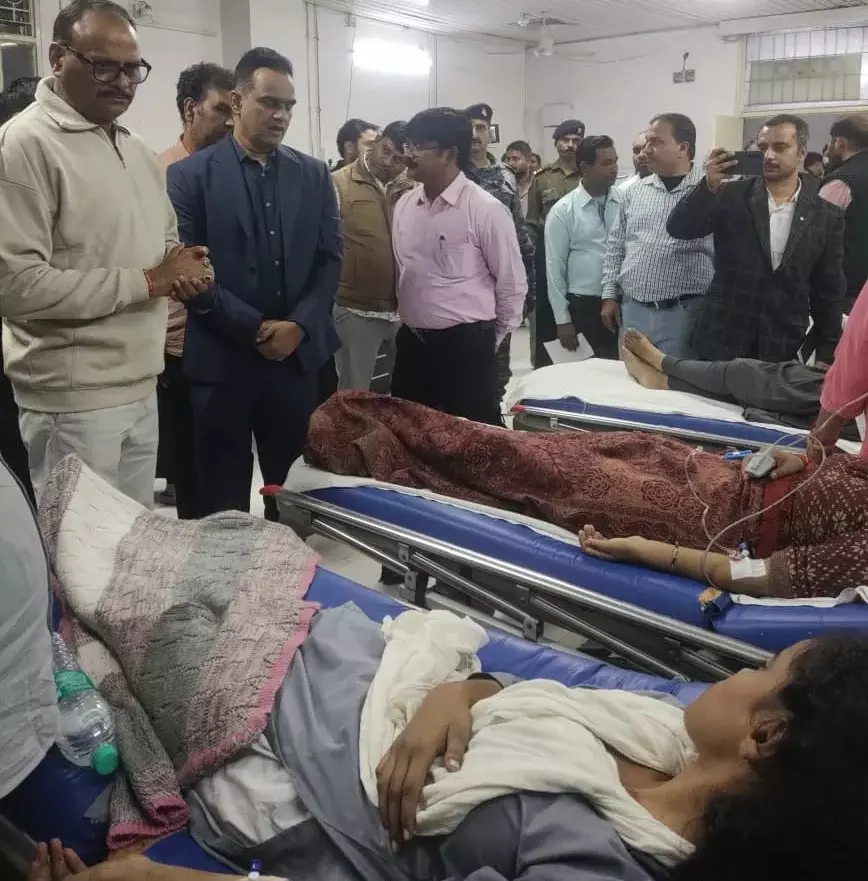 Lucknow: केजीएमयू में छात्राओं की सेहत में सुधार की खबर Lucknow: केजीएमयू में छात्राओं की सेहत में सुधार की खबर