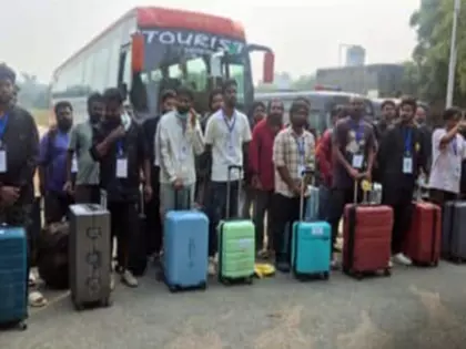म्यांमार से बचाए गए 370 भारतीयों में 55 Andhra Pradesh के हैं म्यांमार से बचाए गए 370 भारतीयों में 55 Andhra Pradesh के हैं