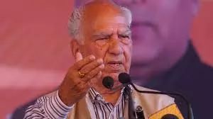Palampur: बिगड़ती कानून व्यवस्था को लेकर शान्ता कुमार ने उठाई चिंता Palampur: बिगड़ती कानून व्यवस्था को लेकर शान्ता कुमार ने उठाई चिंता