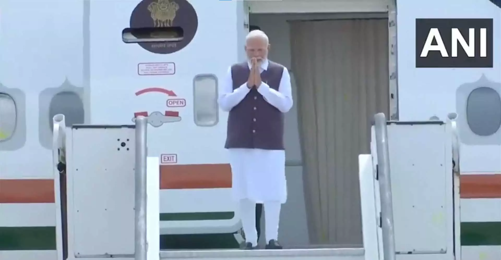 PM नरेंद्र मोदी 20वें G20 समिट में शामिल होने पहुंचे जोहान्सबर्ग PM नरेंद्र मोदी 20वें G20 समिट में शामिल होने पहुंचे जोहान्सबर्ग