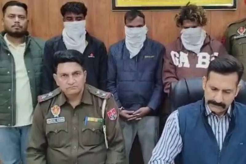 Ludhiana: 603 ग्राम हेरोइन के साथ तीन लोग गिरफ्तार Ludhiana: 603 ग्राम हेरोइन के साथ तीन लोग गिरफ्तार
