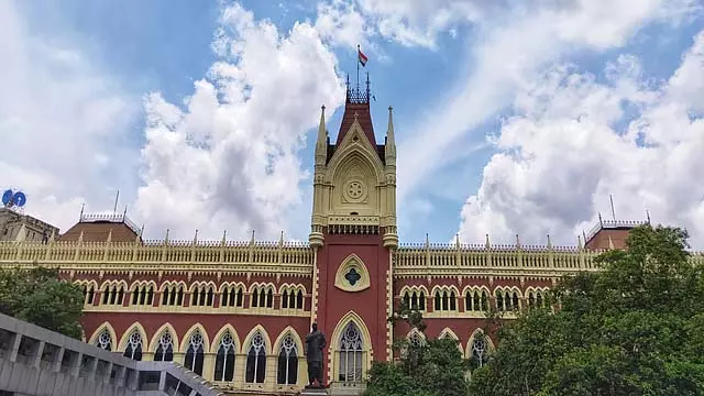 हाई कोर्ट ने जादवपुर यूनिवर्सिटी में CCTV और सिक्योरिटी पर हलफनामा देने का आदेश दिया हाई कोर्ट ने जादवपुर यूनिवर्सिटी में CCTV और सिक्योरिटी पर हलफनामा देने का आदेश दिया