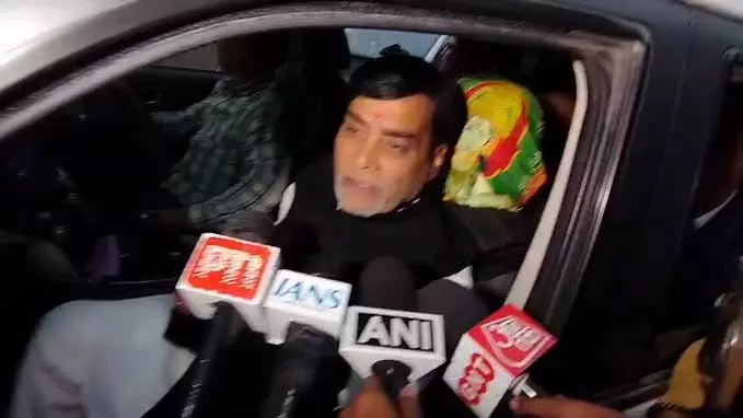 नई जिम्मेदारी संभालने से पहले मंत्री रामकृपाल यादव ने की CM नीतीश कुमार से मुलाकात नई जिम्मेदारी संभालने से पहले मंत्री रामकृपाल यादव ने की CM नीतीश कुमार से मुलाकात