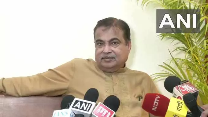 केंद्रीय मंत्री नितिन गडकरी ने 70 करोड़ रुपये की सहायता और एग्रो कन्वेंशन सेंटर का उद्घाटन किया केंद्रीय मंत्री नितिन गडकरी ने 70 करोड़ रुपये की सहायता और एग्रो कन्वेंशन सेंटर का उद्घाटन किया