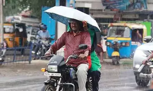 Tamil Nadu : अगले 2 घंटों तक 15 जिलों में बारिश की संभावना Tamil Nadu : अगले 2 घंटों तक 15 जिलों में बारिश की संभावना