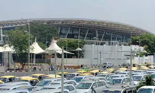 Chennai एयरपोर्ट पर दिव्यांगों के लिए गाड़ियों की फीस माफ Chennai एयरपोर्ट पर दिव्यांगों के लिए गाड़ियों की फीस माफ