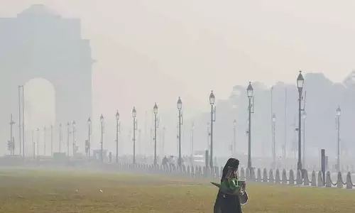 Delhi में हवा की गुणवत्ता बहुत खराब बनी हुई है Delhi में हवा की गुणवत्ता बहुत खराब बनी हुई है