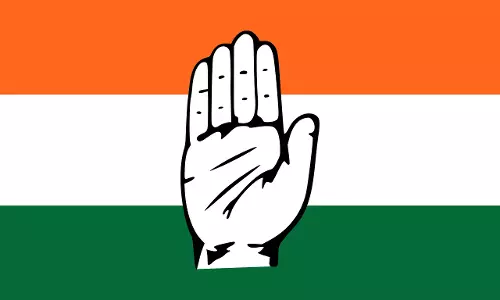 कांग्रेस कार्यकर्ता गिरफ्तार, पार्टी ने बदले की कार्रवाई बताया कांग्रेस कार्यकर्ता गिरफ्तार, पार्टी ने बदले की कार्रवाई बताया
