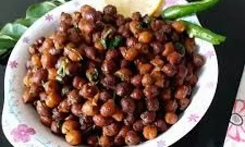 Dry Chana Masala Recipe: लंच में तैयार करें टेस्टी सूखा चना मसाला Dry Chana Masala Recipe: लंच में तैयार करें टेस्टी सूखा चना मसाला