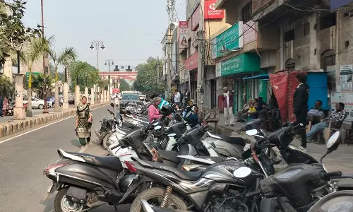 Haryana : अंबाला कैंट में रोज़ाना लगने वाले ट्रैफिक जाम को खत्म करने के लिए Haryana : अंबाला कैंट में रोज़ाना लगने वाले ट्रैफिक जाम को खत्म करने के लिए