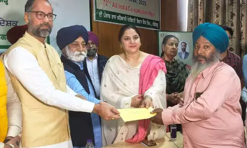Co-op Bank ने 3.5 साल बाद किसानों के लिए लोन सुविधा की समीक्षा की Co-op Bank ने 3.5 साल बाद किसानों के लिए लोन सुविधा की समीक्षा की