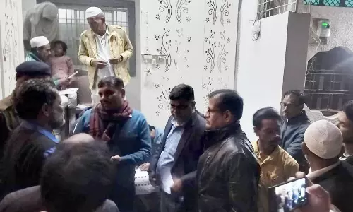 Bhopal: भोपाल में टारगेट पूरा करने पर SMD और तहसीलदार को सम्मान